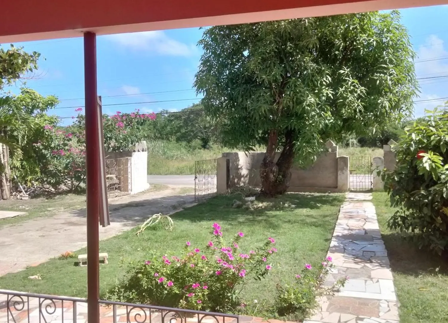 דירות רנאוויי ביי Local Vybz ג'מייקה